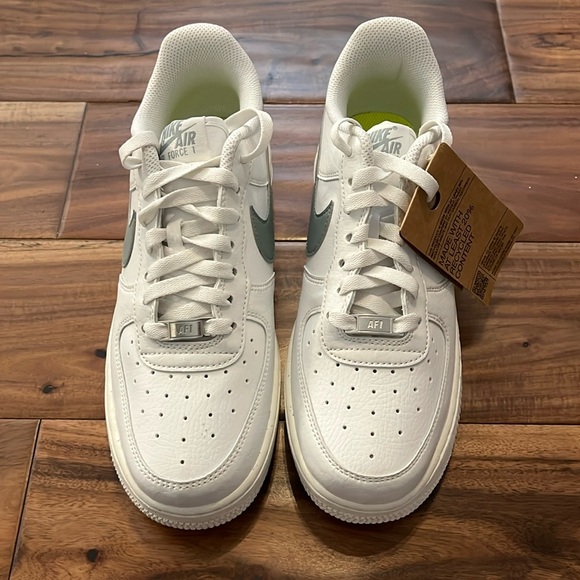 Nike Shoes - Never Before Worn Nike Air Force 1